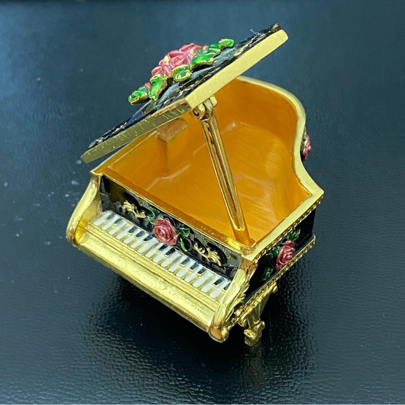 ⚜️CR⚜️Marked Black Grand Piano Enameled Trinket Box - Picture 6 of 15